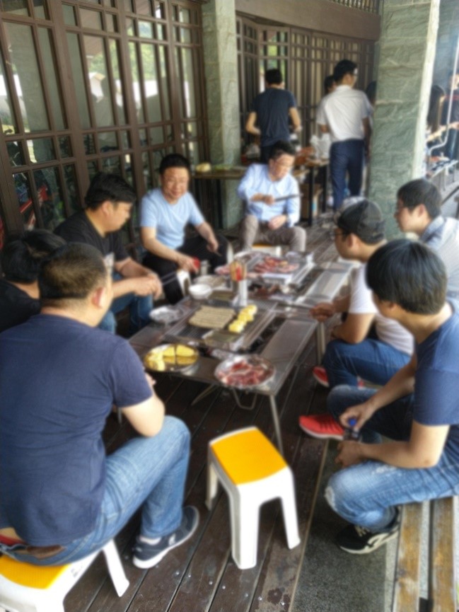 “濃蔭綠柳旁 杭途燒烤忙” ——記杭途科技五月燒烤活動(dòng)